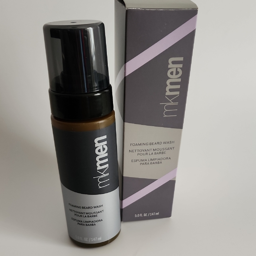 Mary Kay MKMen Foaming Beard Wash - Black and Gray